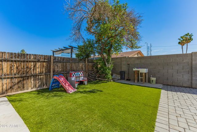 535 W PANTERA Avenue, Mesa, AZ 85210