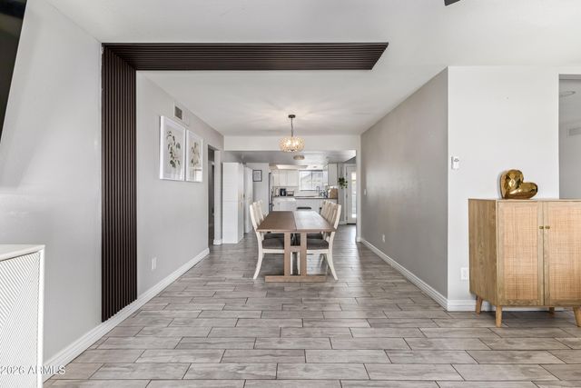 535 W PANTERA Avenue, Mesa, AZ 85210