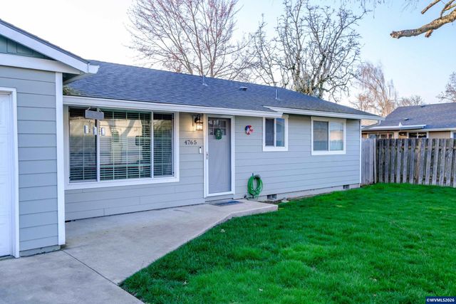 4765 Swegle Rd NE, Salem, OR 97301