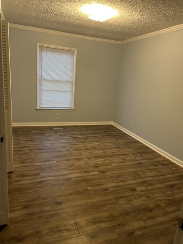 451 Clifton Dr, Goodlettsville, TN 37072