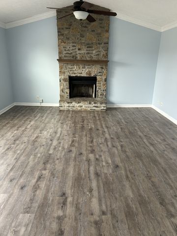 451 Clifton Dr, Goodlettsville, TN 37072