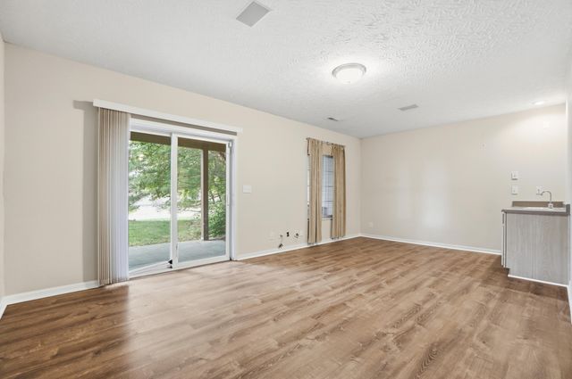 119 Hidden Ridge Court, 2D, Highland Heights, KY 41076