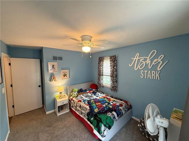 7111 Michael Lane, Pleasant Valley, MO 64068
