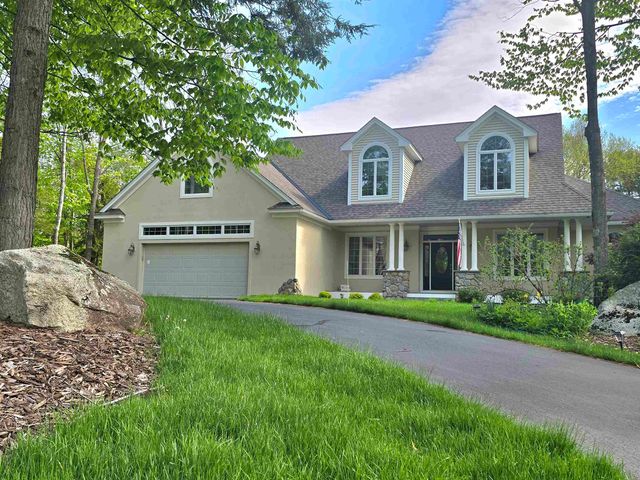 22 & 12 Moat Lane, Hales Location, NH 03860