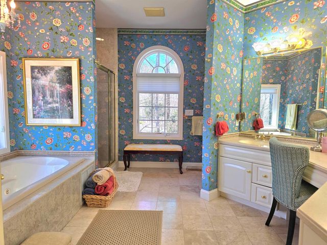 22 & 12 Moat Lane, Hales Location, NH 03860