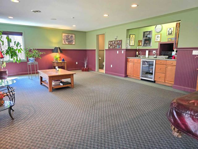 22 & 12 Moat Lane, Hales Location, NH 03860