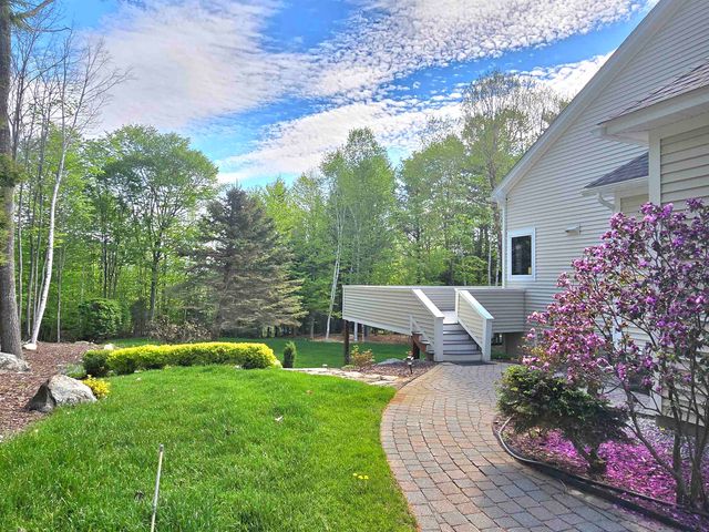22 & 12 Moat Lane, Hales Location, NH 03860