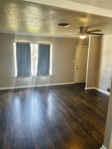 11608 Segrest Drive, Houston, TX 77047