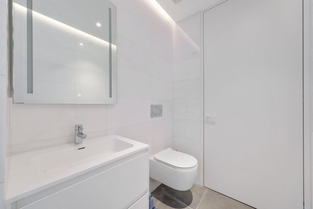 2000 S OCEAN Drive 5A, Hallandale Beach, FL 33009