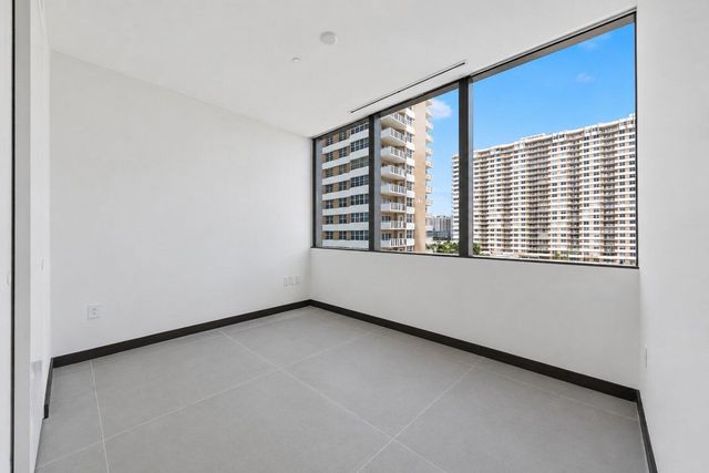 2000 S OCEAN Drive 5A, Hallandale Beach, FL 33009