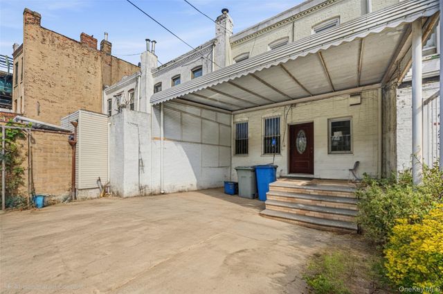 298 Etna St, Brooklyn, NY 11208