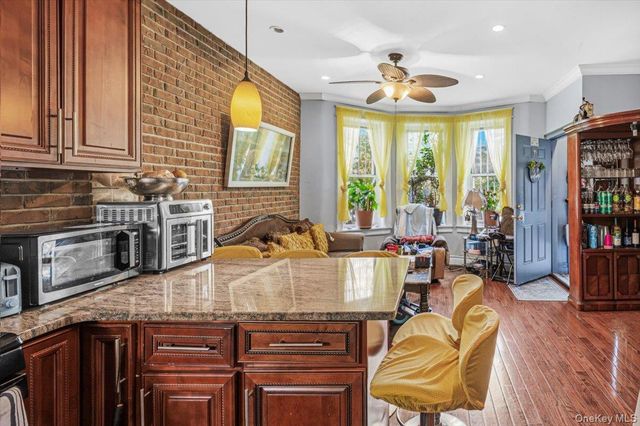 298 Etna St, Brooklyn, NY 11208