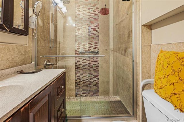 298 Etna St, Brooklyn, NY 11208
