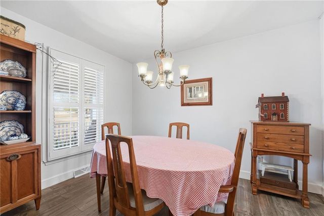 24101 E 88th Street, Lee's Summit, MO 64064