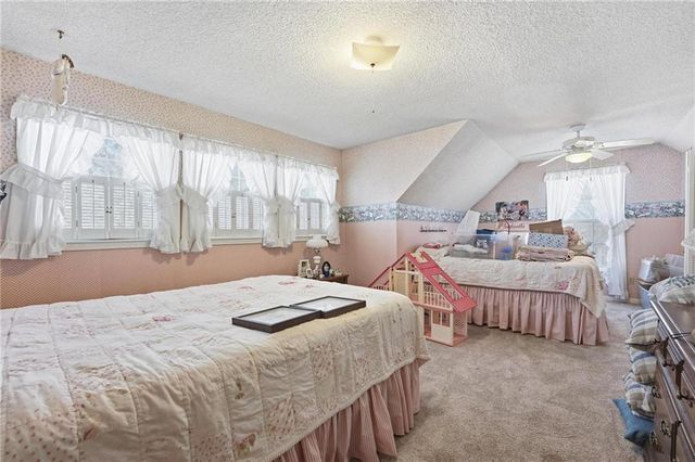 24101 E 88th Street, Lee's Summit, MO 64064