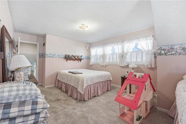 24101 E 88th Street, Lee's Summit, MO 64064