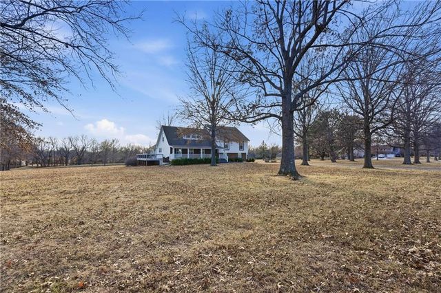 24101 E 88th Street, Lee's Summit, MO 64064