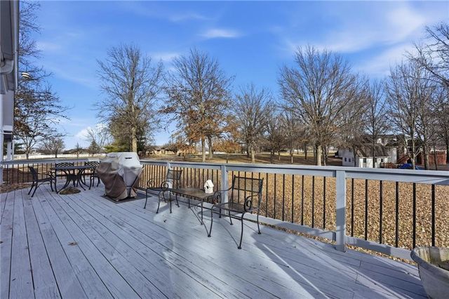 24101 E 88th Street, Lee's Summit, MO 64064