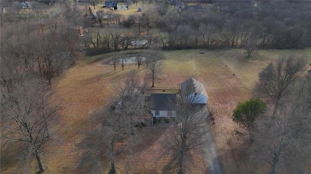 24101 E 88th Street, Lee's Summit, MO 64064