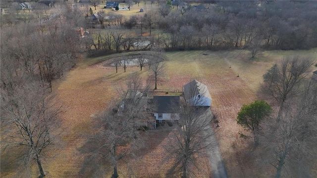 24101 E 88th Street, Lee's Summit, MO 64064