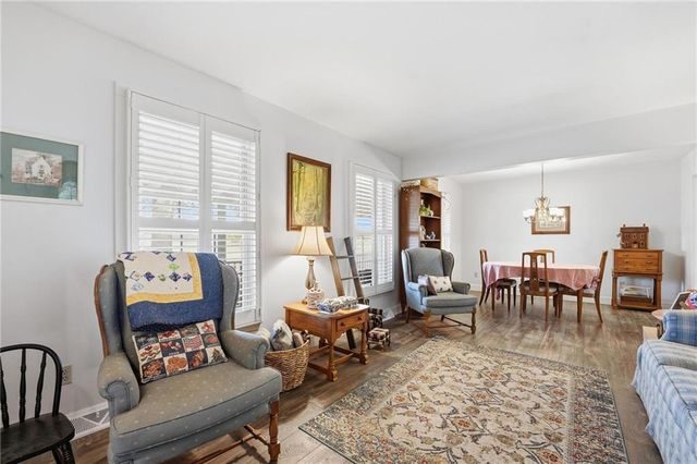 24101 E 88th Street, Lee's Summit, MO 64064