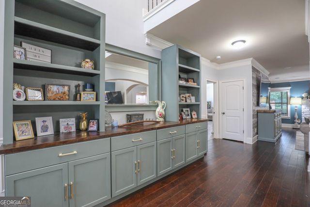 571 Stonebranch Drive, Loganville, GA 30052