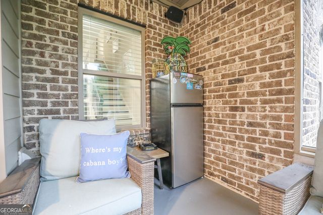 571 Stonebranch Drive, Loganville, GA 30052