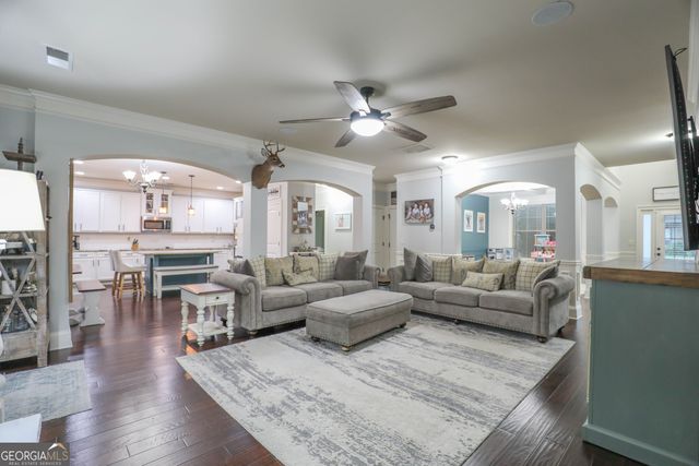 571 Stonebranch Drive, Loganville, GA 30052