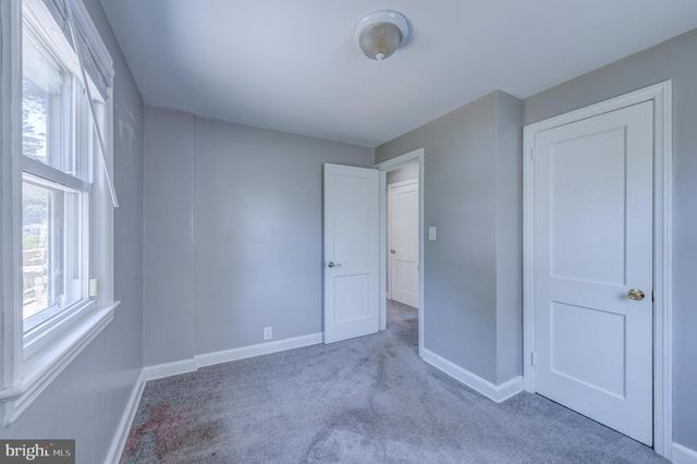 189 REGINA AVE, Hamilton, NJ 08619