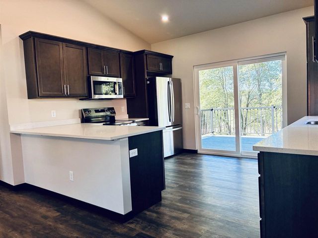 1059 Armida Court, Reedsburg, WI 53959