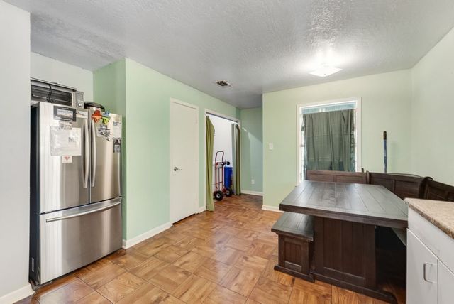 921 E Annie Street, Fort Worth, TX 76104