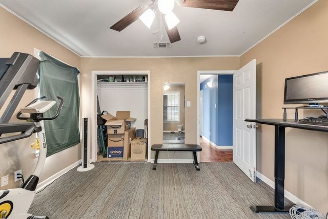 921 E Annie Street, Fort Worth, TX 76104