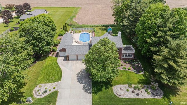 1106 Woodcrest Lane, Kendallville, IN 46755