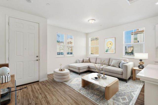 2939 Limoges Walk, Sacramento, CA 95834