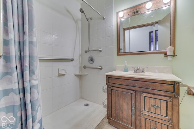 3915 Arborcrest Drive, Indianapolis, IN 46226