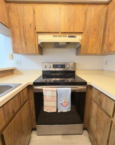 6630 121ST AVENUE 6, Largo, FL 33773