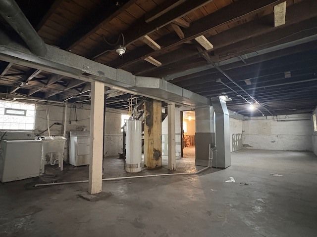 12249 S Parnell Avenue, Chicago, IL 60628