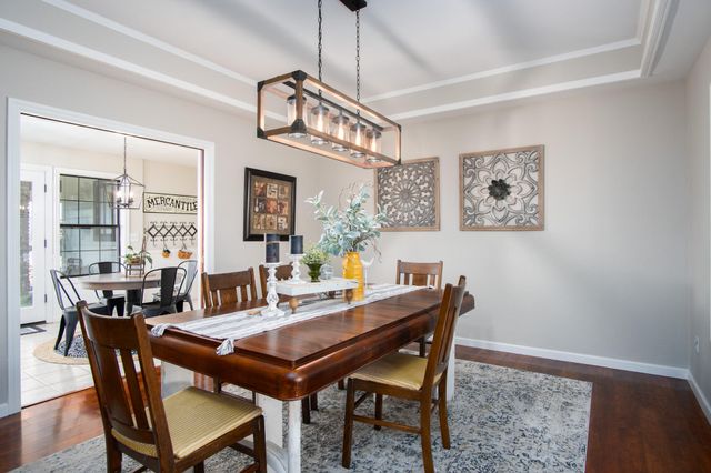 1068 E Waddell Street, Lindsay, CA 93247