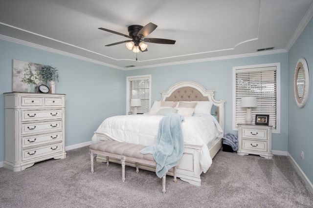 1068 E Waddell Street, Lindsay, CA 93247