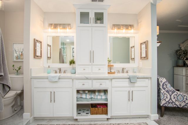 1068 E Waddell Street, Lindsay, CA 93247