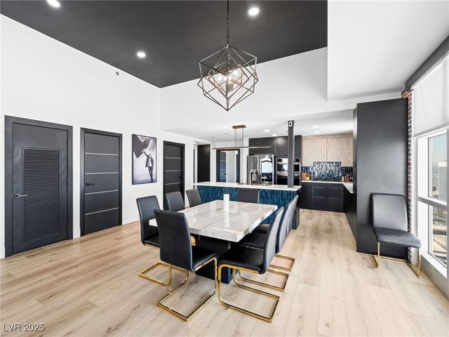 150 Las Vegas Boulevard 2304, Las Vegas, NV 89101