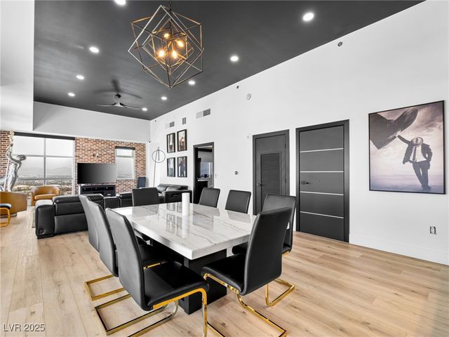 150 Las Vegas Boulevard 2304, Las Vegas, NV 89101