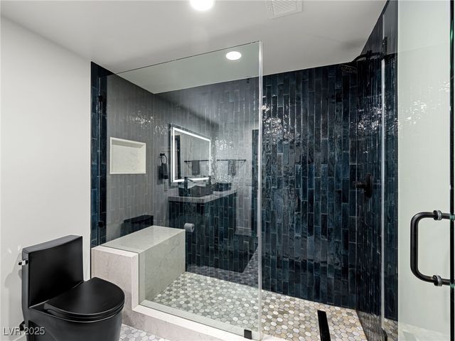 150 Las Vegas Boulevard 2304, Las Vegas, NV 89101