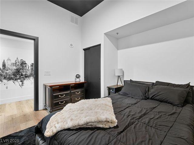 150 Las Vegas Boulevard 2304, Las Vegas, NV 89101