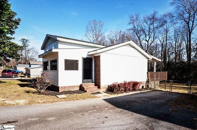 109 Wintergreen Terrace, Moore, SC 29369