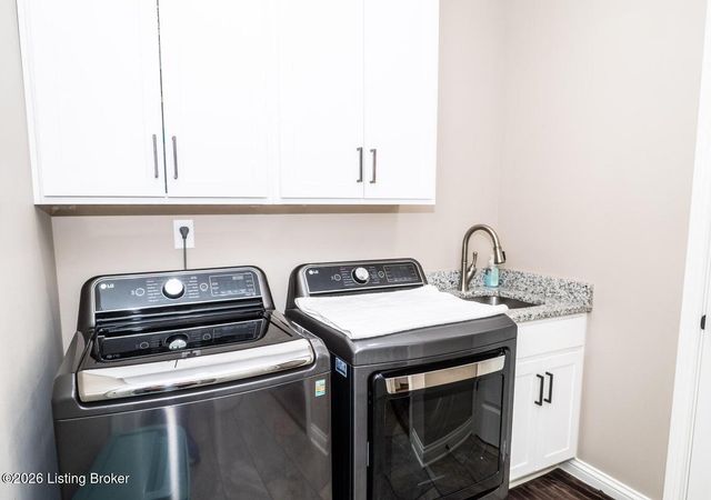 7503 Pavilion Park Rd, Louisville, KY 40214