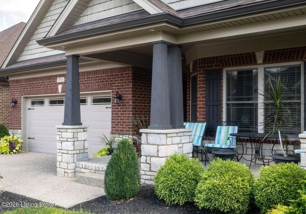 7503 Pavilion Park Rd, Louisville, KY 40214