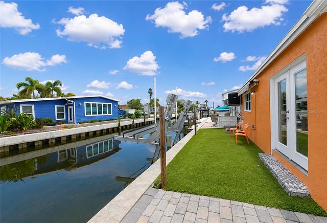 729 SAINT JUDES DRIVE S 2, Longboat Key, FL 34228