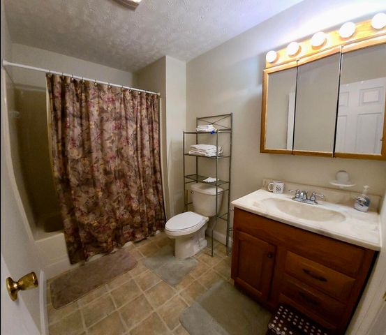 500 SW Beaver Lodge Rd Road, Monticello, KY 42633