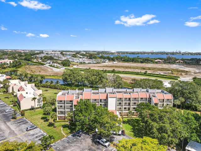 2500 Presidential Way 302, West Palm Beach, FL 33401